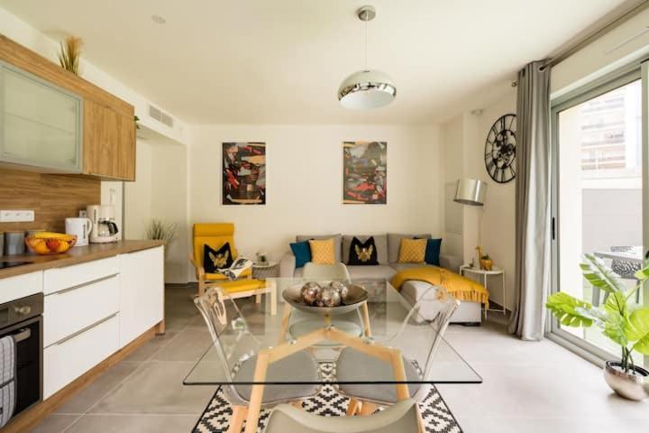 Stylish New 1 Bedroom Apartment In Juan Les Pins 앙티브 외부 사진