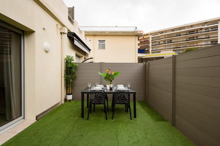 Stylish New 1 Bedroom Apartment In Juan Les Pins 앙티브 외부 사진